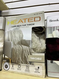 Berkshire Heated Luxe Faux Fur Throw