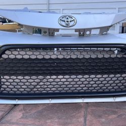 2020-2024 Toyota Corolla  Se  Xse  Front Bumper With Grill