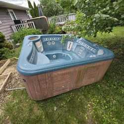 Free Hot Tub With Cover