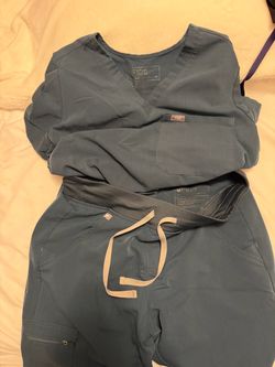 Figs scrub set