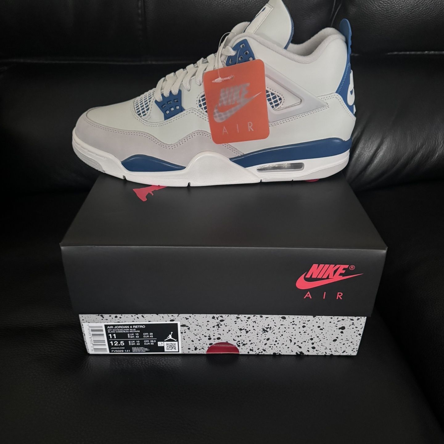 Jordan 4