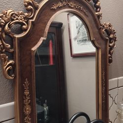 Beautiful Antique Mirror 