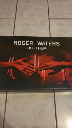 Rodger Waters 2017 Tour Us and Them concert ultimate Deluxe VIP box set