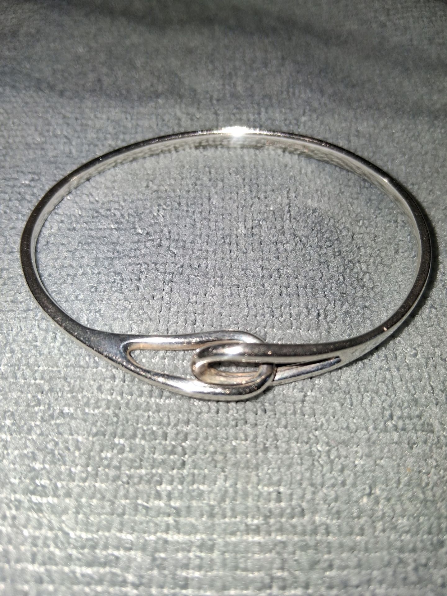 🌟 QUICK SALE: AUTHENTIC Tiffany & Co. Sterling Silver Loop Bangle 🌟