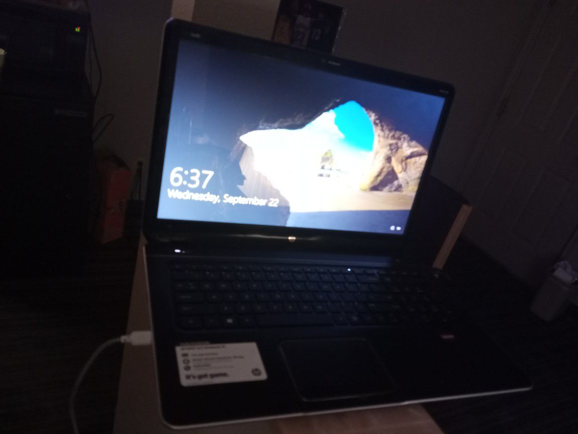 Hp  Envy Dv7 Laptop Notebook PC 