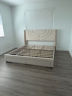 King bed