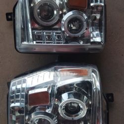 Ford F-250 Headlights