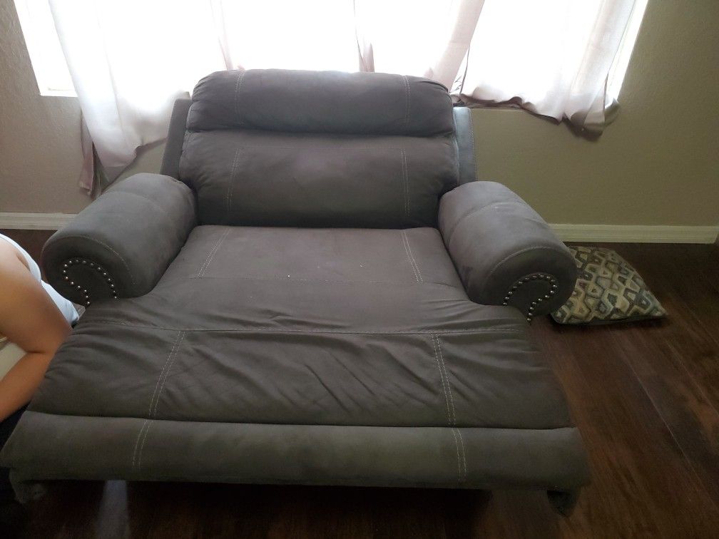 Large Size Recliner