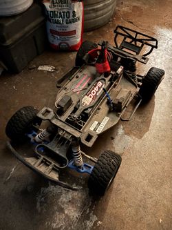 🔥 TRAXXAS SLASH RC CAR — UP TO 60 MPH! 🏎️💨