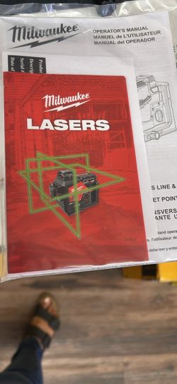 Milwaukee Laser Level Operator's Manual