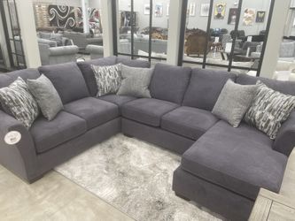 šļø Modern Sectional Sofa ā Great Deal