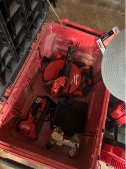 Milwaukee, Packout, and tools