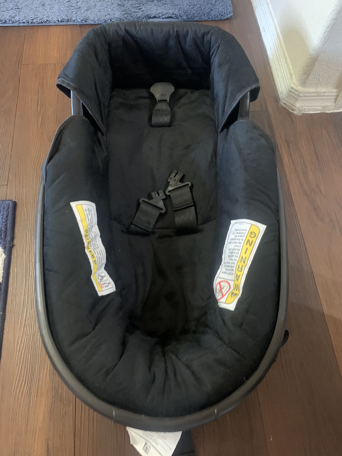 Cosco Dreamride SE Latch Preemie Baby Infant Seat Auto Car Bed Carrier