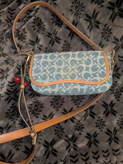 Guess purse