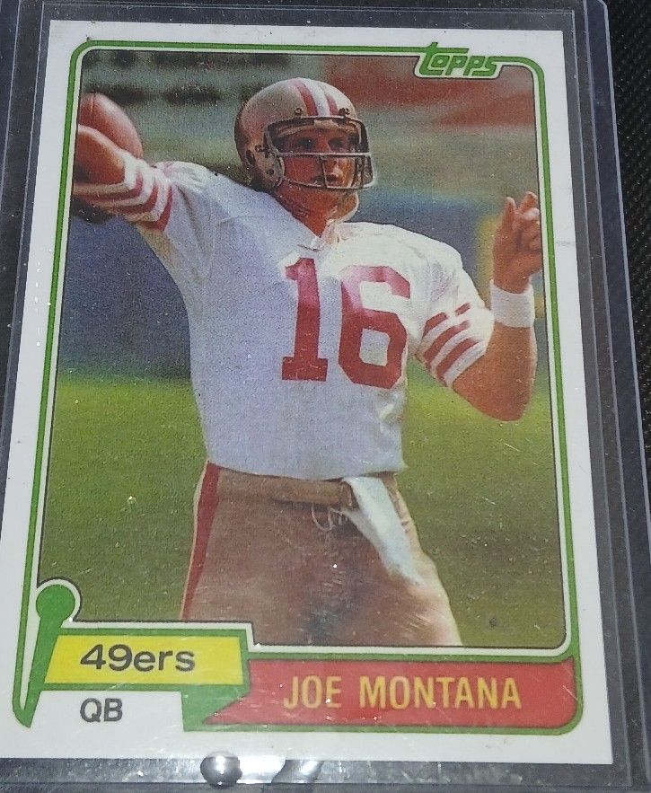 1981 Topps Joe Montana RC 