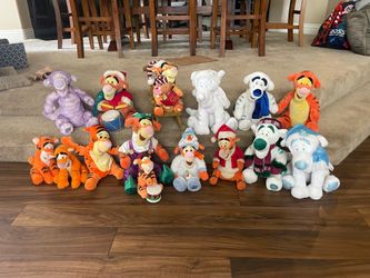Disney Tigger Plush Collection – Holiday Disney Store, Musical & Rare – 12 Pieces