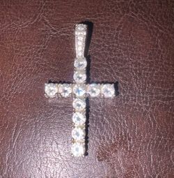 GLD Cross Pendant