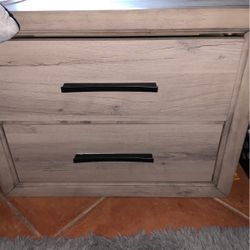 Dresser Set 