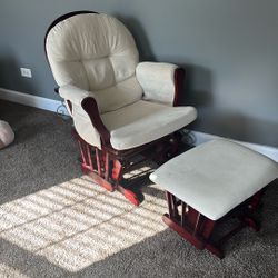 Glider With Ottoman