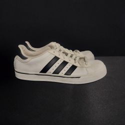 Women's White Adidas NEO Vintage Classic Sneakers (Size 9)