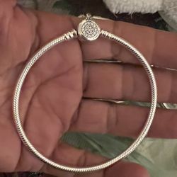 925 sterling Silver Pandora bracelet
