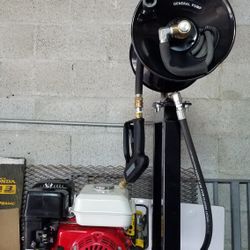 3400 HONDA PRESSURE WASHER WITH STEEL FRAME HOSE REEL 50 FT PRESSURE HOSE AND GUN READY FOR INSTALL YOUR CAR WASH EQUIPMENT