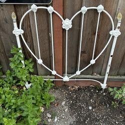 Heart Shape Bed Frame 