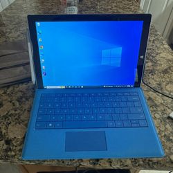 Surface Pro 3 With Docking Station 