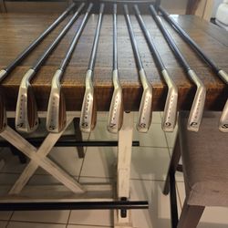 Taylormade  Iron Set (3-SW)