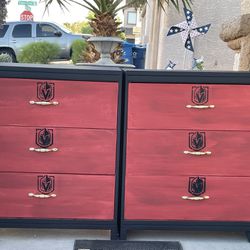 Dresser, solid wood, Las Vegas Golden Knights excellent condition