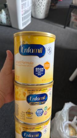 Baby formula Enfamil Neuro Pro