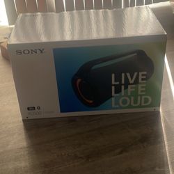 Sony XG-500 MEGA Bass *BRAND NEW*