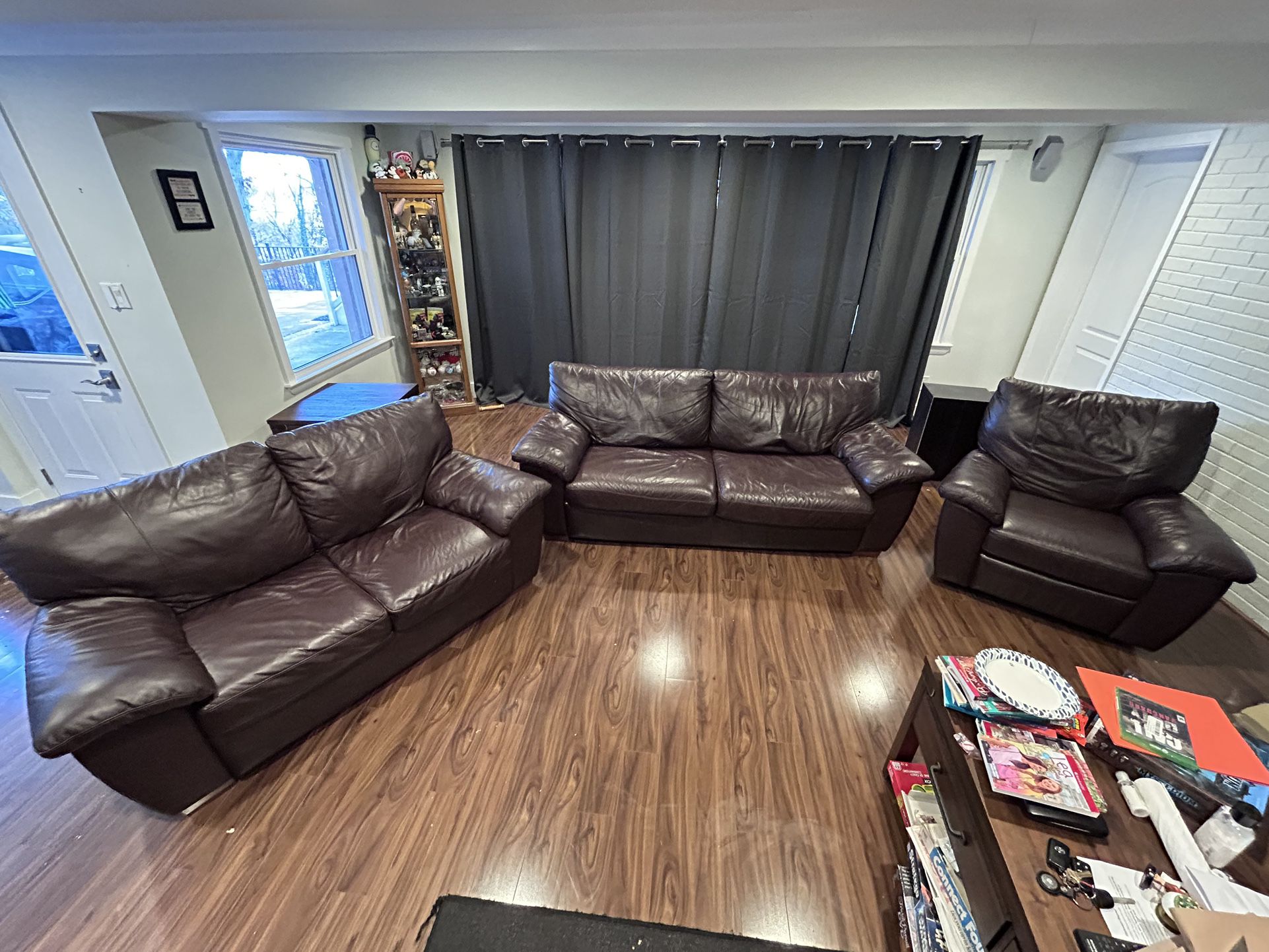 REDUCED: 3 Piece Leather Living Room Set w/ Sleeper-Sofa