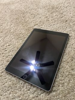 Apple iPad 2018 9.7 in