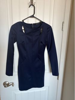Women’s dress - small