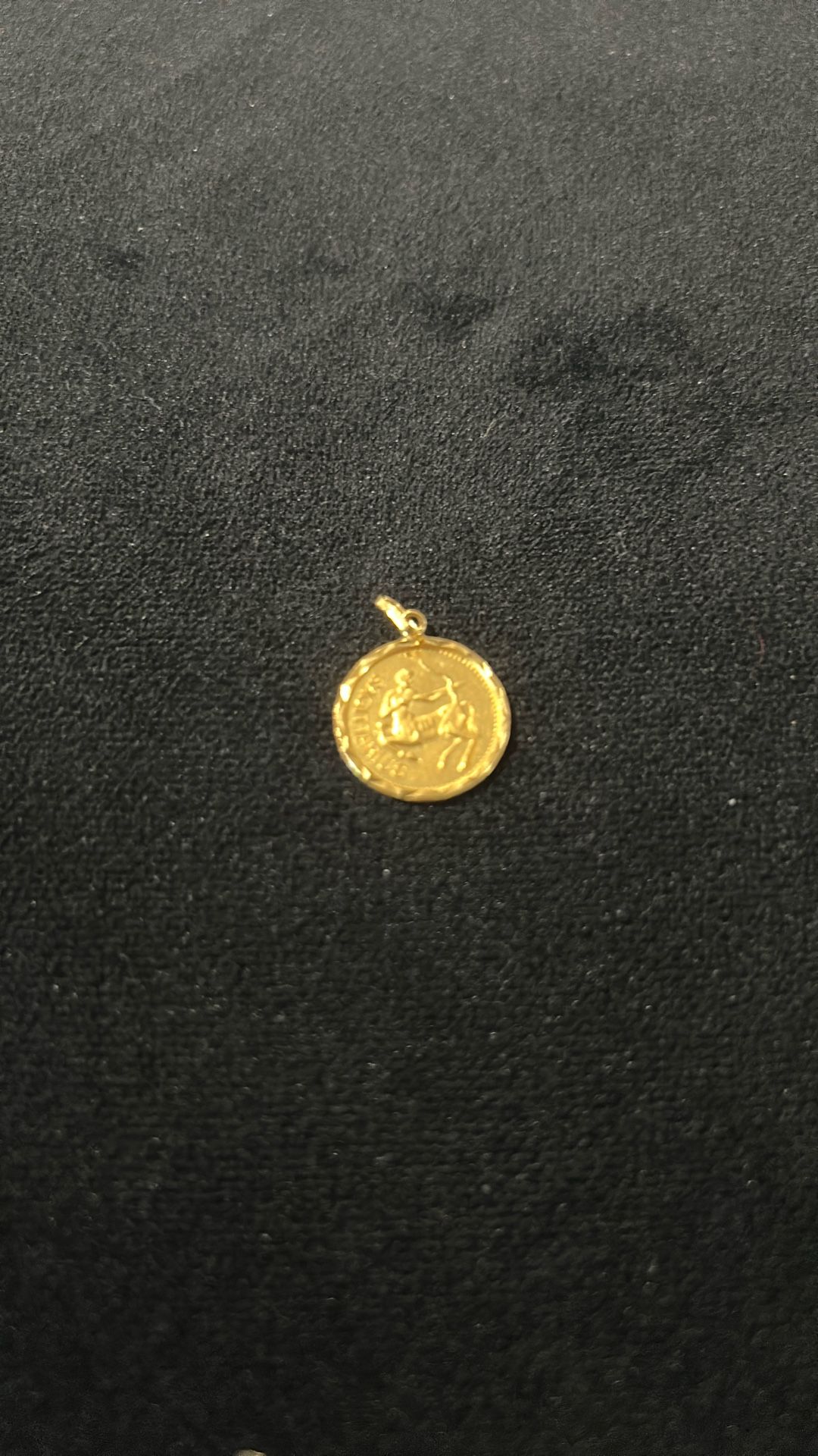 Round Sagitarius Pendant 22k Yellow Gold