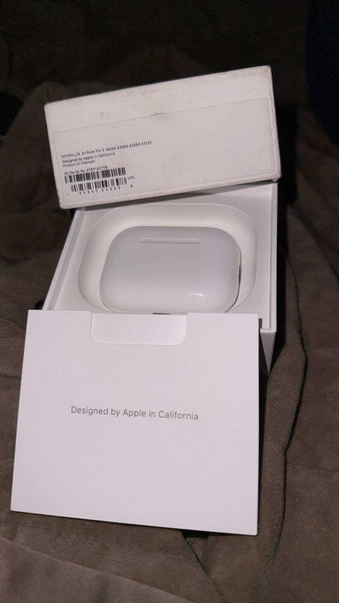AAirPods Pro 3