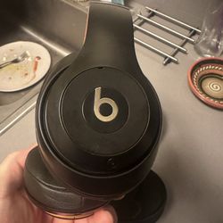 Beats By Dr. Dre Wireless Headphones