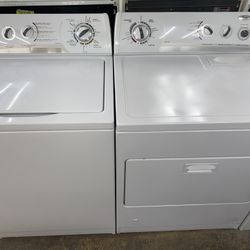 Whirlpool Set Washer And Dryer Gas Good Condition We Delivery 