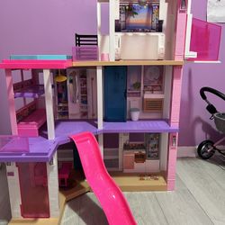 Barbie Dream house 