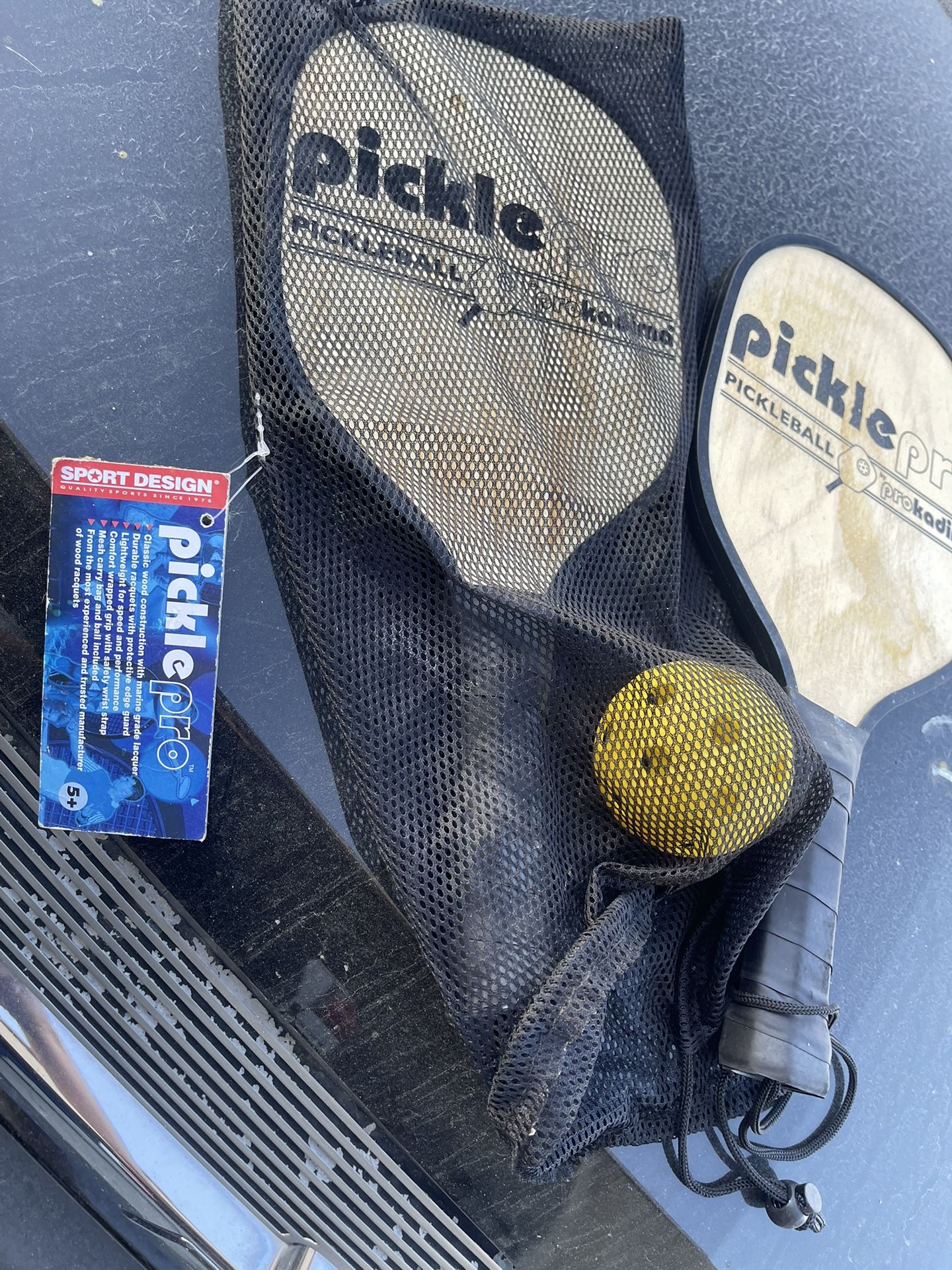 Pickleball rackets