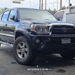 Toyota Tacoma 