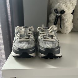 Nike Sneakers. Boys. Size 9C