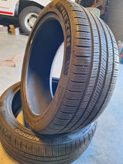 245 40zr20 Tires