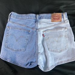 Levi’s Shorts 