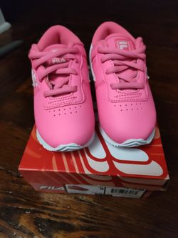 Fila Machu Pink/White Tennis Shoes (2 Pairs)