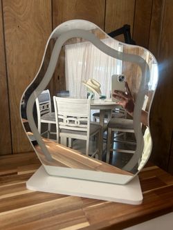 Small vanity mirror