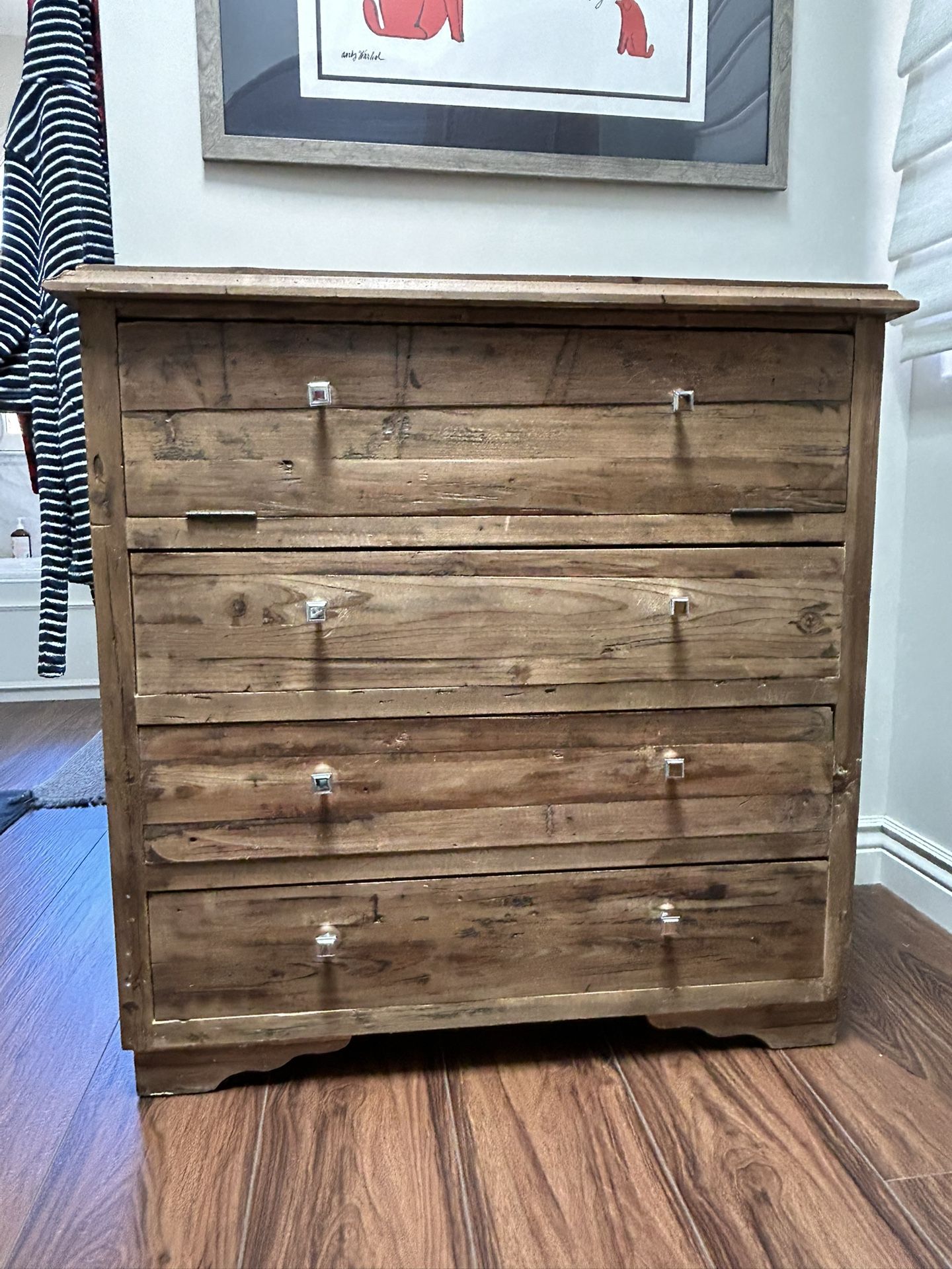 Rustic Reclaimed Wood Dresser Decor