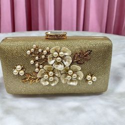Elegant Gold Clutch Purse with Pearl Decorations 
