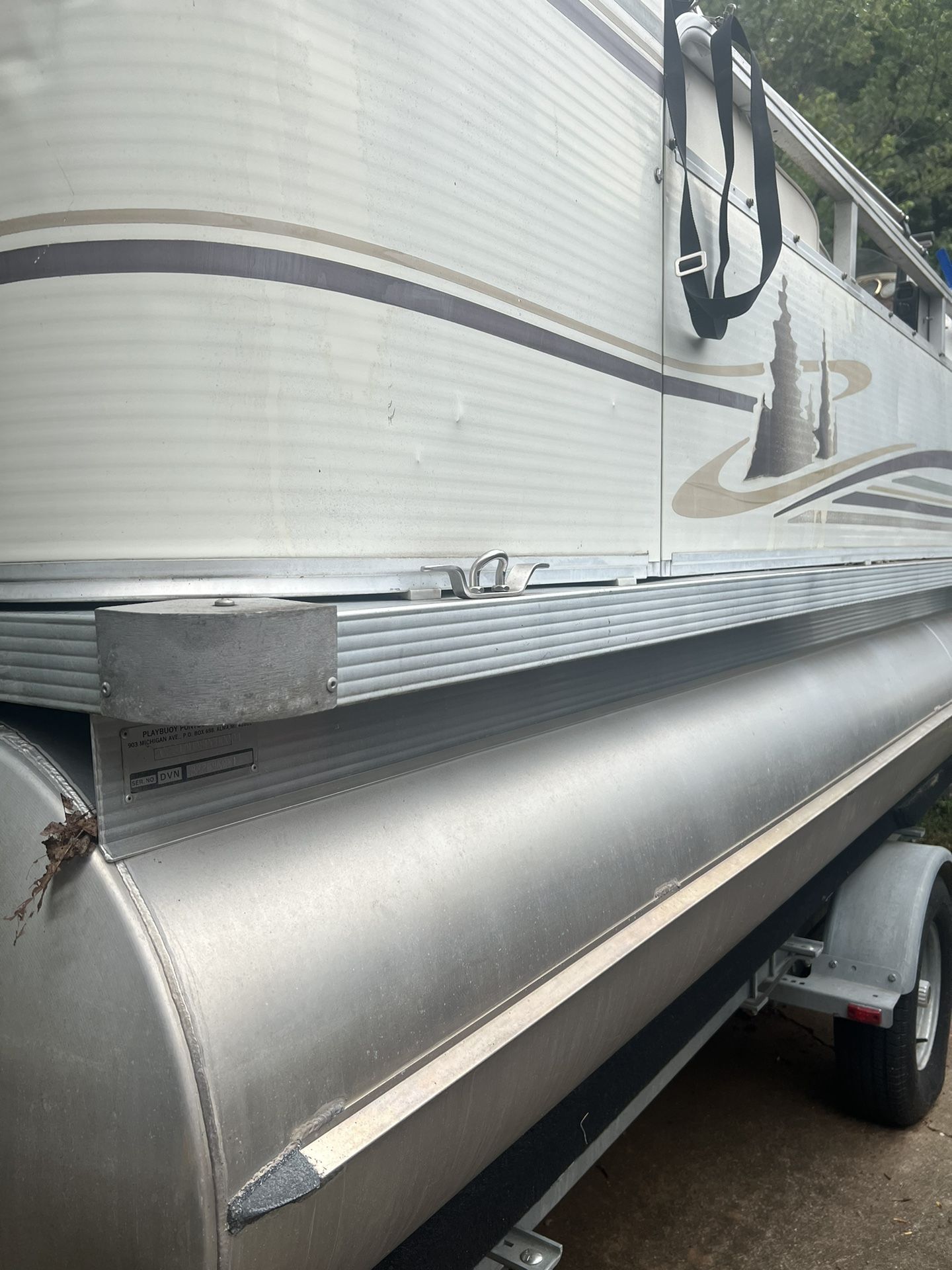 Pontoon Aspen 20ft 2001